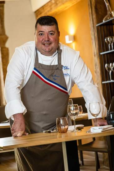 Le chef - Guillaume Royer L’Auberge de Guillaume · Restaurant Gastronomique Côte d’Or | Univers