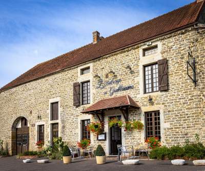 Extérieur L’Auberge de Guillaume · Restaurant à Vandenesse-en-Auxois | Photos