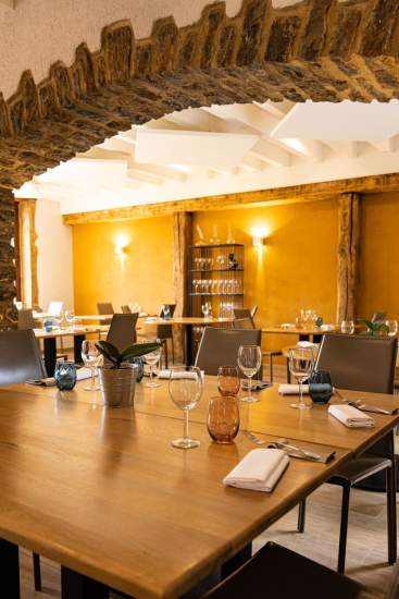 Intérieur L’Auberge de Guillaume · Restaurant à Vandenesse-en-Auxois | Photos
